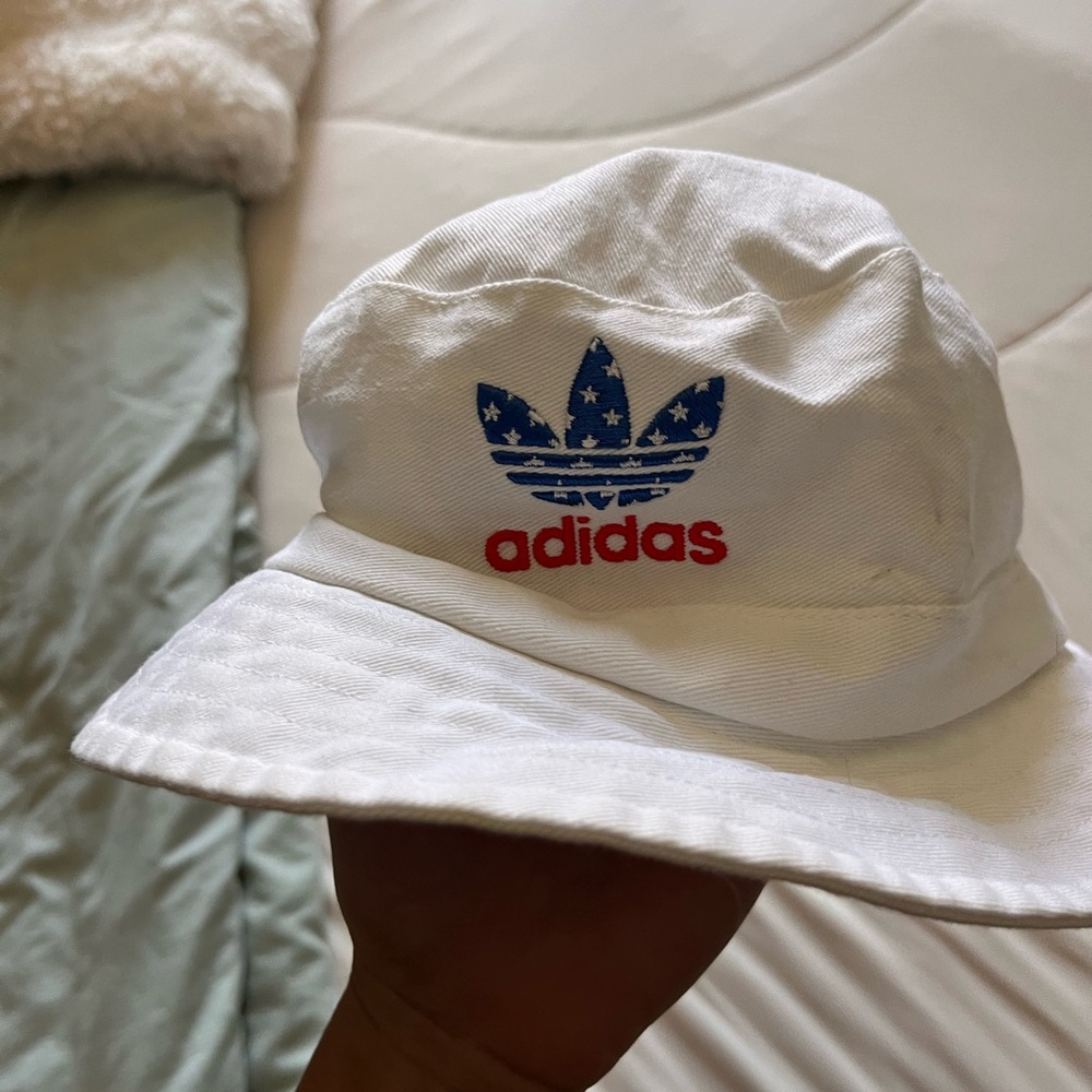 Adidas White Bucket Hat with Gray Trim
